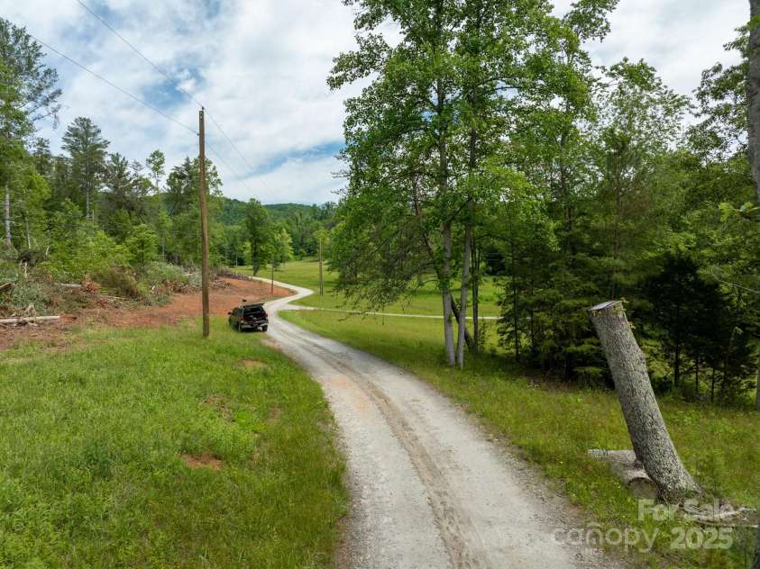 2023 White Springs Lane, Lenoir, NC 28645.  MLS# CAR4266812, YatesRealty ID 21383. 
