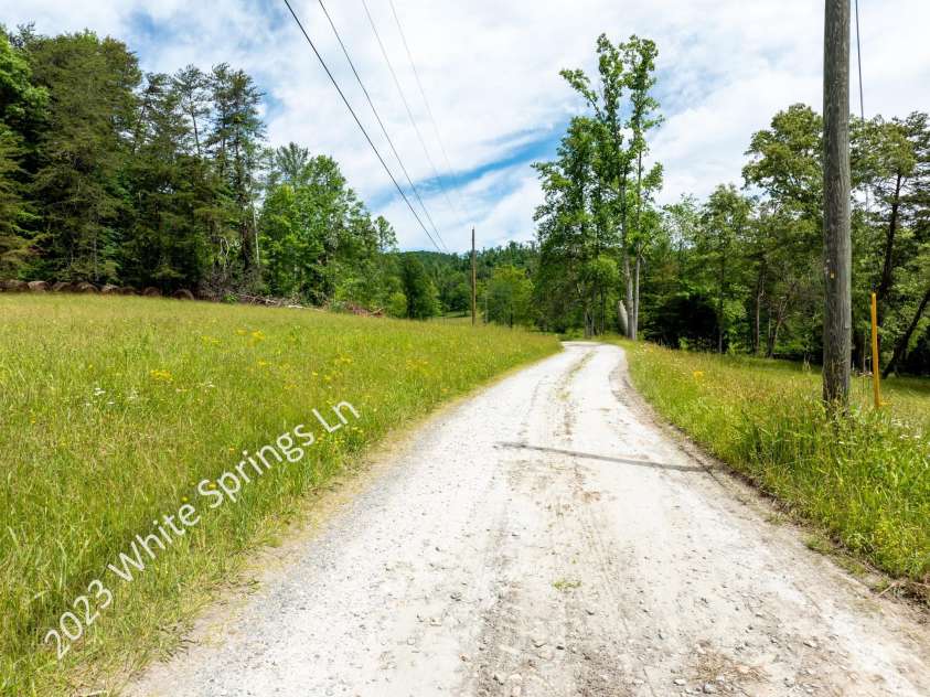 2023 White Springs Lane, Lenoir, NC 28645.  MLS# CAR4266812, YatesRealty ID 21383. 