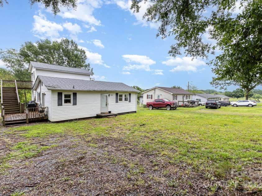 2317 Flint Hill Church Road, Shelby, NC 28152.  MLS# CAR4257034, YatesRealty ID 21384. 