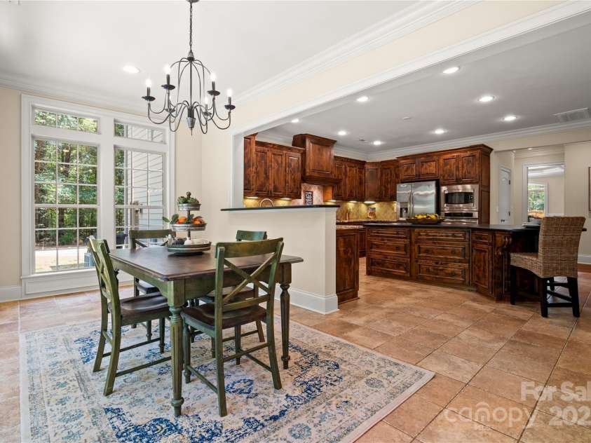14130 Lea Point Court, Huntersville, NC 28078.  MLS# CAR4247240, YatesRealty ID 21385. Sunroom off the kitchen can be used as an eat-in kitchen, sitting Room or anything you like.