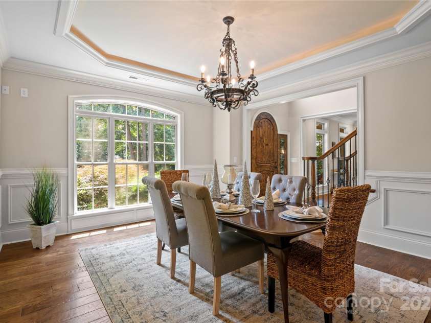 14130 Lea Point Court, Huntersville, NC 28078.  MLS# CAR4247240, YatesRealty ID 21385. The tray ceiling lights up!