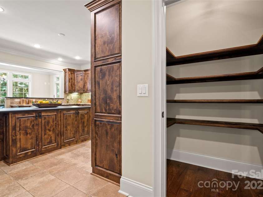 14130 Lea Point Court, Huntersville, NC 28078.  MLS# CAR4247240, YatesRealty ID 21385. Walk in pantry next to the kitchen.