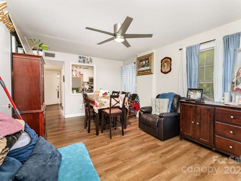 330 Culp Street, Mooresville, NC 28115.  MLS# CAR4257013, YatesRealty ID 21386. 