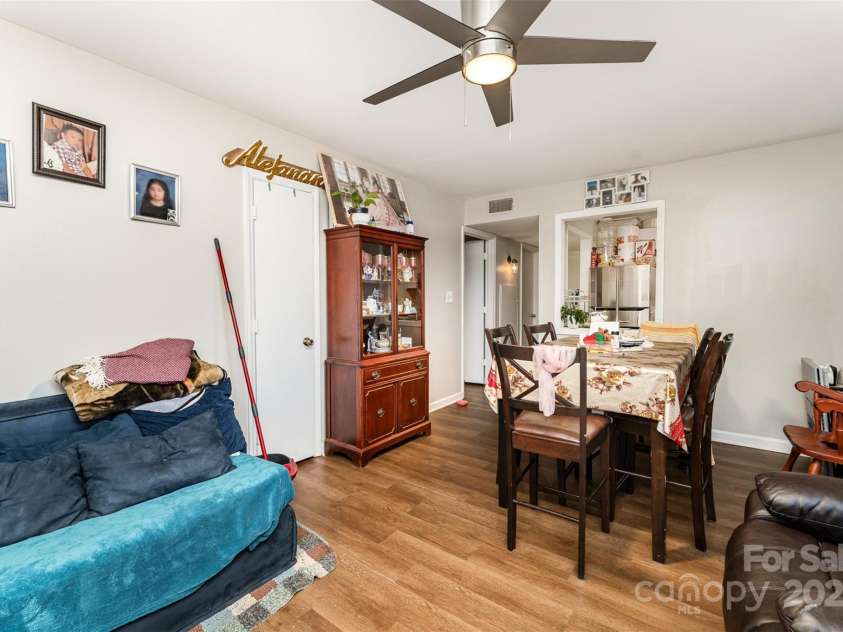 330 Culp Street, Mooresville, NC 28115.  MLS# CAR4257013, YatesRealty ID 21386. 