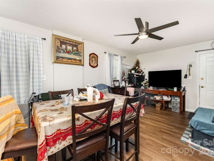 330 Culp Street, Mooresville, NC 28115.  MLS# CAR4257013, YatesRealty ID 21386. 