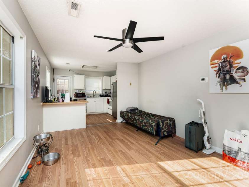 330 Culp Street, Mooresville, NC 28115.  MLS# CAR4257013, YatesRealty ID 21386. 