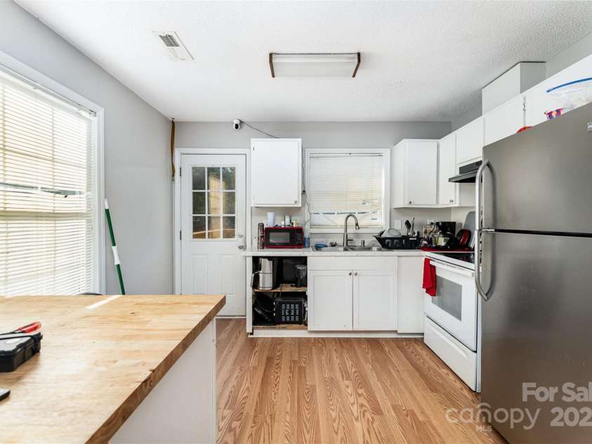 330 Culp Street, Mooresville, NC 28115.  MLS# CAR4257013, YatesRealty ID 21386. 