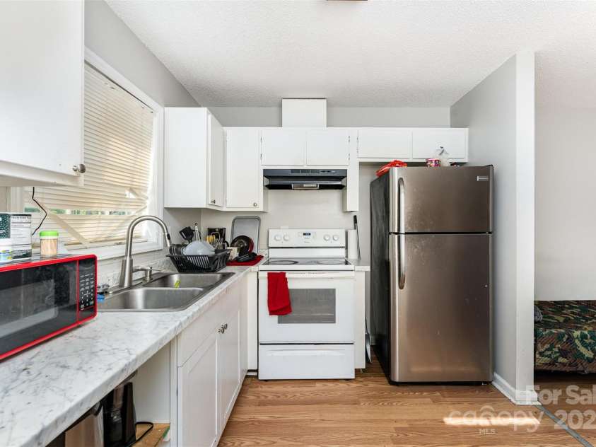 330 Culp Street, Mooresville, NC 28115.  MLS# CAR4257013, YatesRealty ID 21386. 