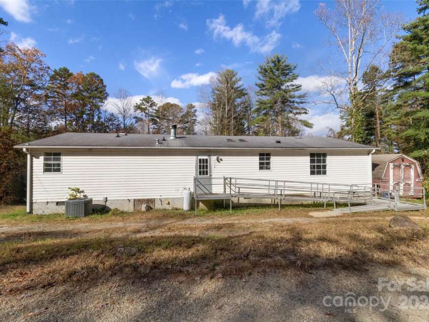 16 Joel Ridge, Alexander, NC 28701.  MLS# CAR4198912, YatesRealty ID 21388. 