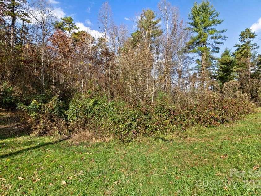 16 Joel Ridge, Alexander, NC 28701.  MLS# CAR4198912, YatesRealty ID 21388. 