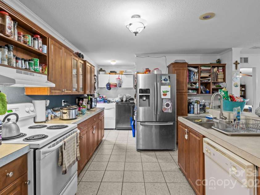 8650 Lambs Way, Connelly Springs, NC 28612.  MLS# CAR4267194, YatesRealty ID 21389. 