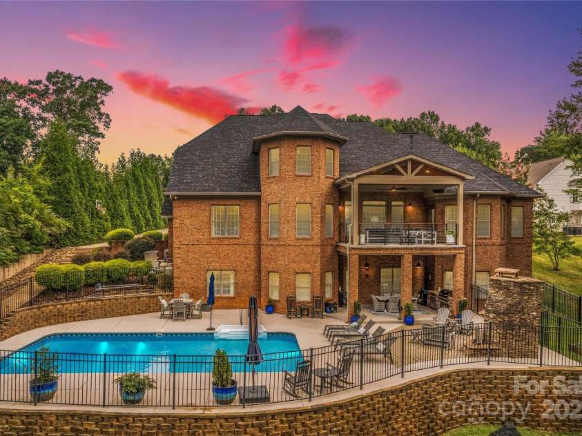 183 April Road, Troutman, NC 28166.  MLS# CAR4158487, YatesRealty ID 2139. 183 April Lane, Troutman NC