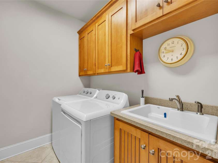 8 North Road Circle, Salisbury, NC 28144.  MLS# CAR4342336, YatesRealty ID 2139. 