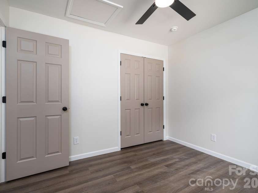 3119 Mintleaf Drive, Charlotte, NC 28269.  MLS# CAR4381665, YatesRealty ID 21390. 
