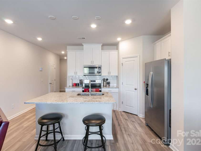 3870 County Down Avenue, Kannapolis, NC 28081.  MLS# CAR4237424, YatesRealty ID 21390. 