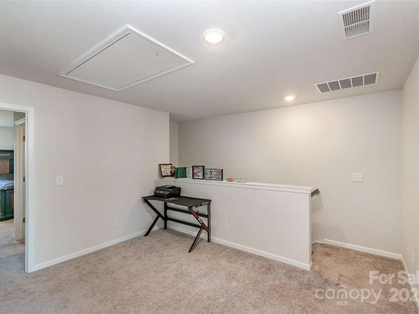 3870 County Down Avenue, Kannapolis, NC 28081.  MLS# CAR4237424, YatesRealty ID 21390. 