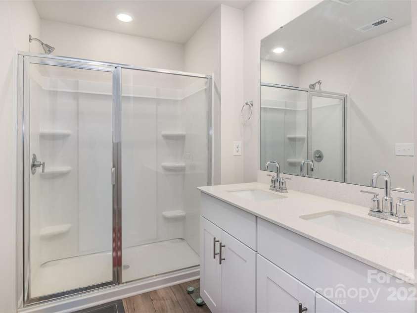 3870 County Down Avenue, Kannapolis, NC 28081.  MLS# CAR4237424, YatesRealty ID 21390. 