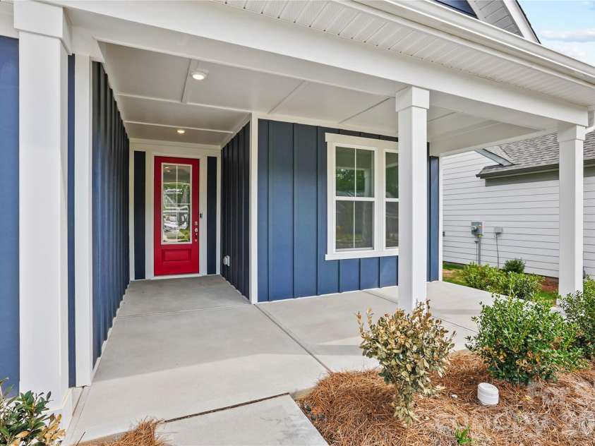 2730 Peak Court, Belmont, NC 28012.  MLS# CAR4381647, YatesRealty ID 21392. 