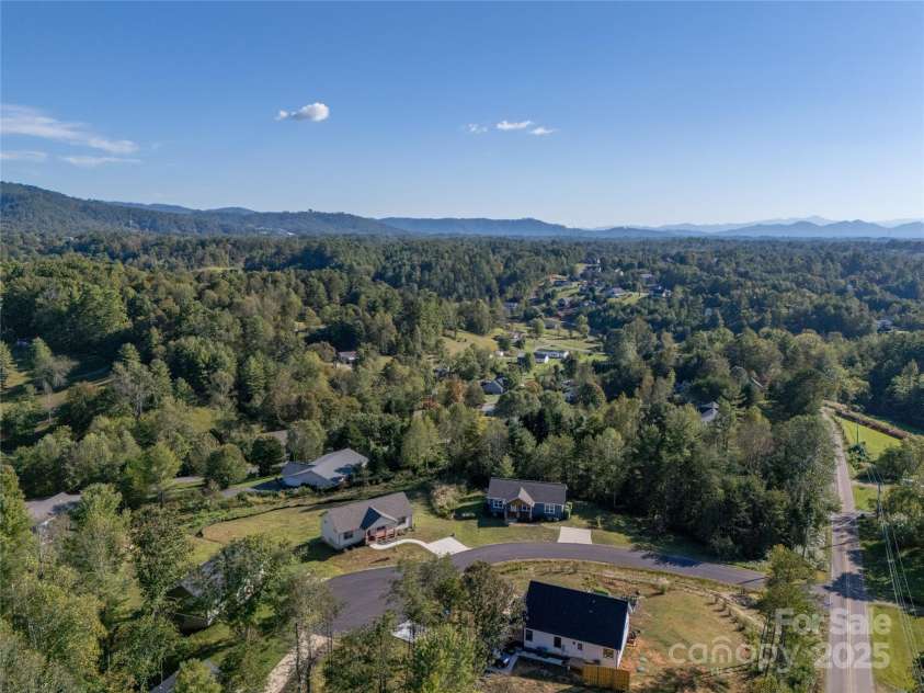105 Bluebell Ridge Lane, Weaverville, NC 28787.  MLS# CAR4303351, YatesRealty ID 21393. Oh the views! Year Round Multi-Range.