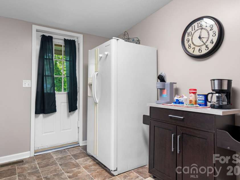 160 & 164 Arlington Street, Forest City, NC 28043.  MLS# CAR4381602, YatesRealty ID 21395. 