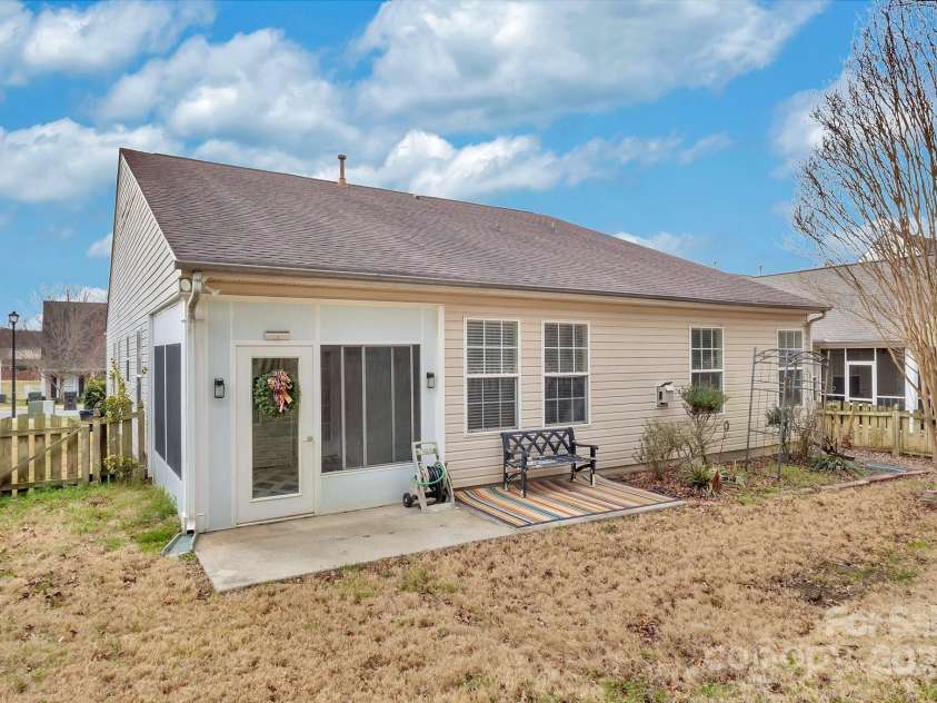242 Tradition Way, Rock Hill, SC 29732.  MLS# CAR4233782, YatesRealty ID 21395. 