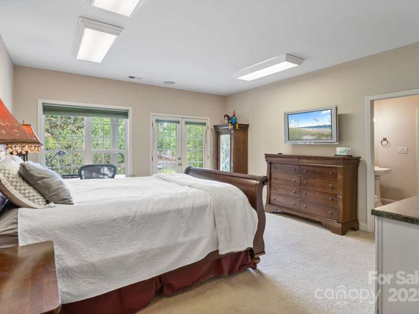 7471 Barfield Lane, Denver, NC 28037.  MLS# CAR4250519, YatesRealty ID 21396. 4th bed/bonus room allows this 3 bedroom home to live like a 4 bedroom.