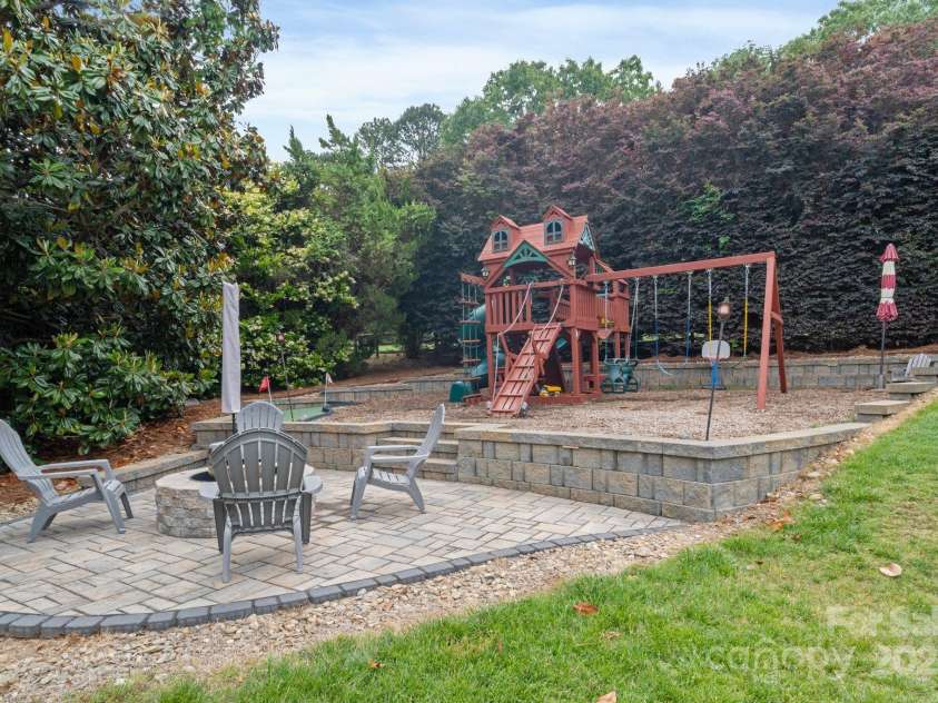 7471 Barfield Lane, Denver, NC 28037.  MLS# CAR4250519, YatesRealty ID 21396. Spacious .8 acre has room for a pool, Play area, fire pit, and outdoor shower