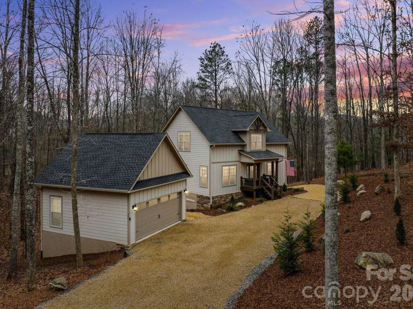 901 Wild River Run, Marshall, NC 28753.  MLS# CAR4332393, YatesRealty ID 21396. 