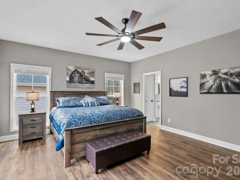 901 Wild River Run, Marshall, NC 28753.  MLS# CAR4332393, YatesRealty ID 21396. 