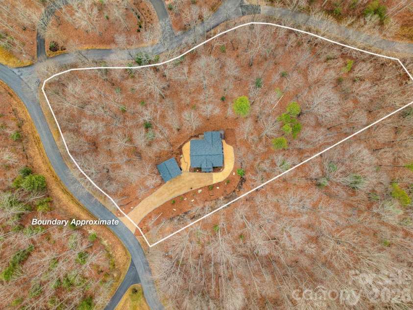 901 Wild River Run, Marshall, NC 28753.  MLS# CAR4332393, YatesRealty ID 21396. 
