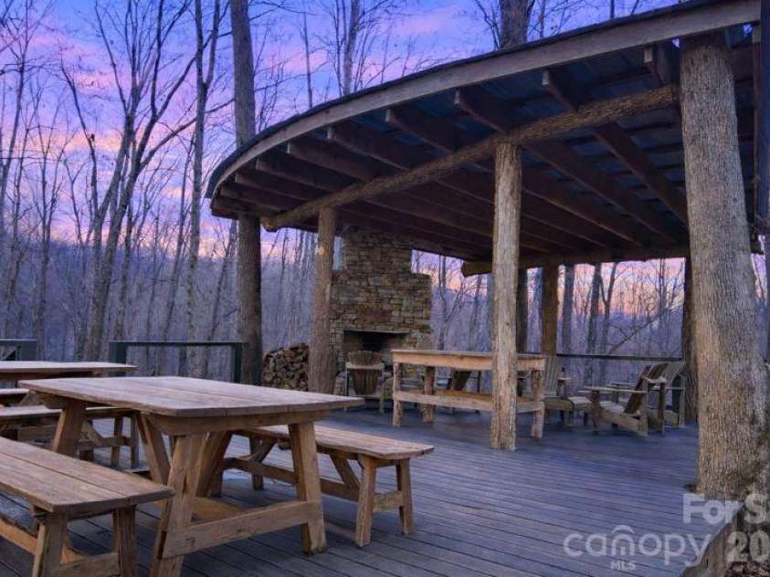 901 Wild River Run, Marshall, NC 28753.  MLS# CAR4332393, YatesRealty ID 21396. Tree house park
