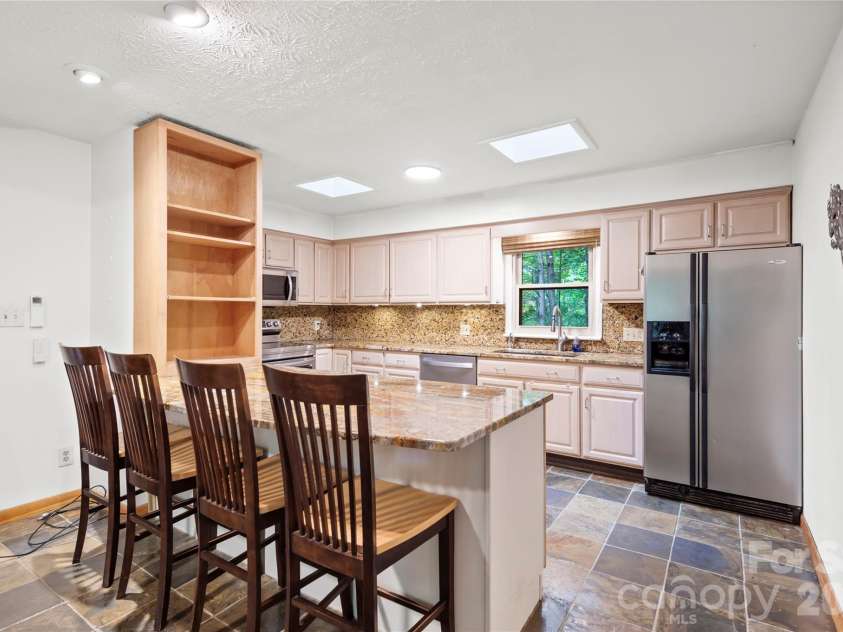 1483 Old Fort Road, Fairview, NC 28730.  MLS# CAR4376966, YatesRealty ID 21397. 