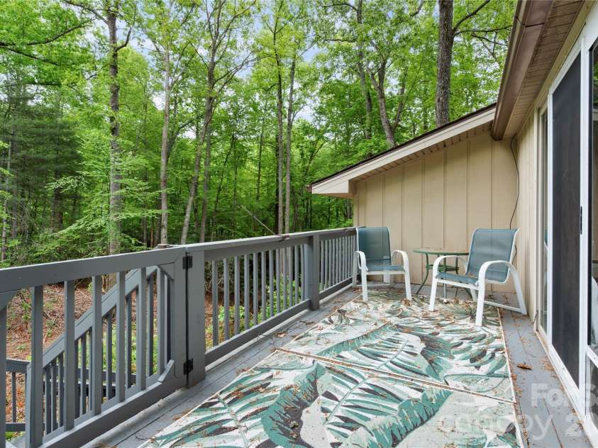 1483 Old Fort Road, Fairview, NC 28730.  MLS# CAR4376966, YatesRealty ID 21397. Deck from dinning area