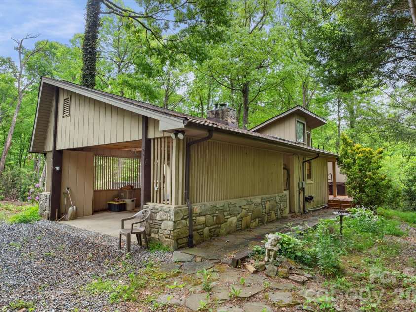1483 Old Fort Road, Fairview, NC 28730.  MLS# CAR4376966, YatesRealty ID 21397. Pull into carport to unload car