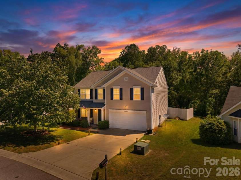 2260 Wexford Way, Statesville, NC 28625.  MLS# CAR4341137, YatesRealty ID 21399. Front