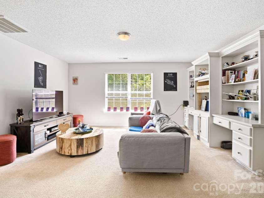 2260 Wexford Way, Statesville, NC 28625.  MLS# CAR4341137, YatesRealty ID 21399. Loft/Bonus