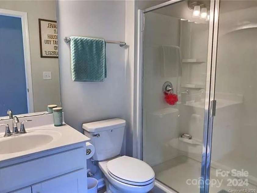 16835 Cozy Cove Road, Charlotte, NC 28278.  MLS# CAR4187592, YatesRealty ID 214. 