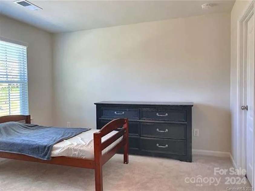 16835 Cozy Cove Road, Charlotte, NC 28278.  MLS# CAR4187592, YatesRealty ID 214. 