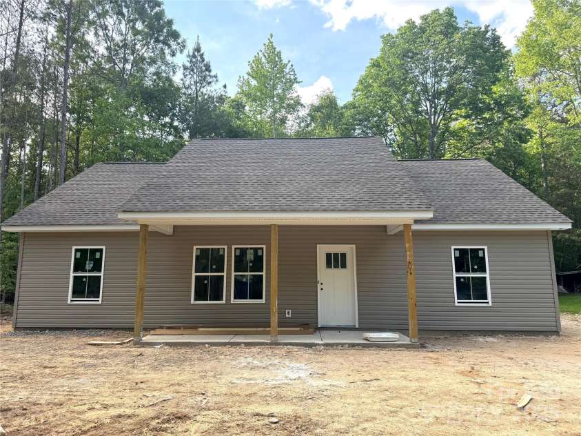 318 Stanback Street, Mount Gilead, NC 27306.  MLS# CAR4239118, YatesRealty ID 2140. 