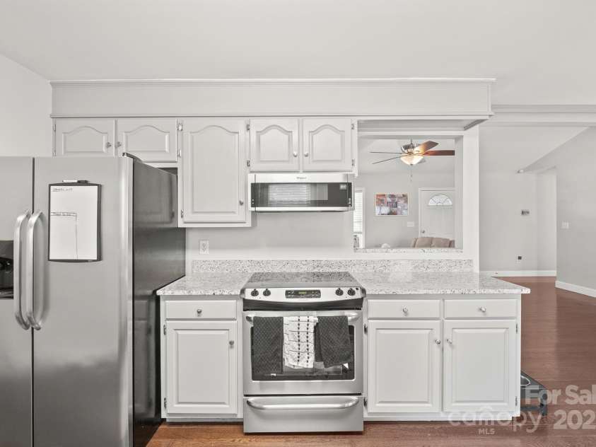 4511 Briarcreek Road, Maiden, NC 28650.  MLS# CAR4222305, YatesRealty ID 2140. 