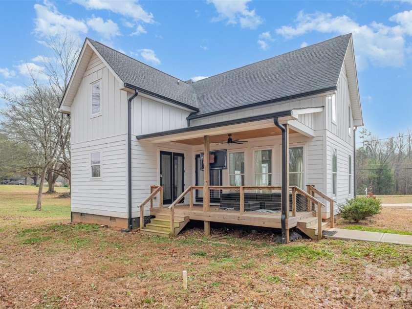5028 Lewis Road, Gastonia, NC 28052.  MLS# CAR4328073, YatesRealty ID 2140. 