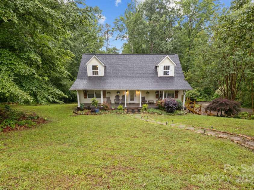 223 Tennessee Trail, Lincolnton, NC 28092.  MLS# CAR4263075, YatesRealty ID 21401. 