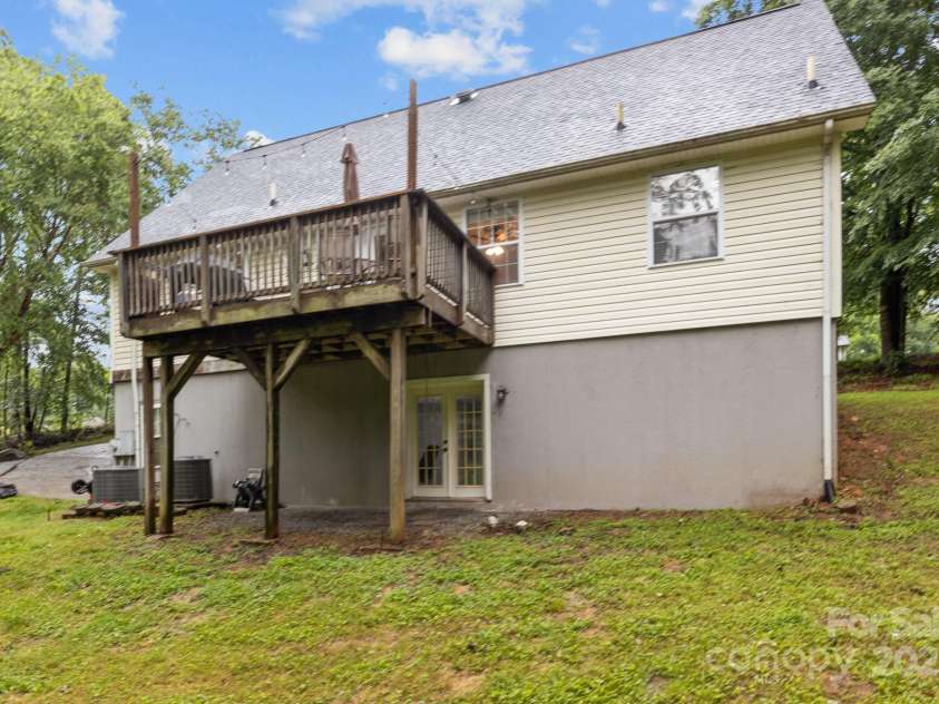 223 Tennessee Trail, Lincolnton, NC 28092.  MLS# CAR4263075, YatesRealty ID 21401. 