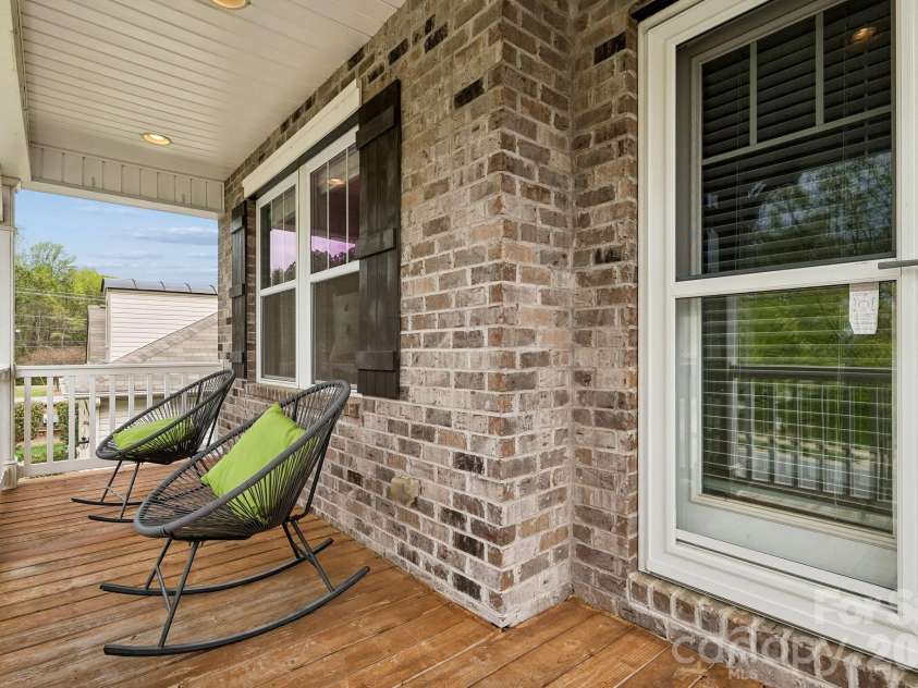 109 Avalon Reserve Drive, Mooresville, NC 28115.  MLS# CAR4359512, YatesRealty ID 21402. 