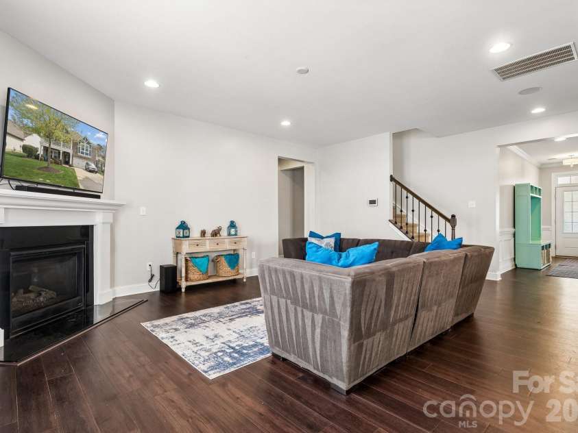 109 Avalon Reserve Drive, Mooresville, NC 28115.  MLS# CAR4359512, YatesRealty ID 21402. 