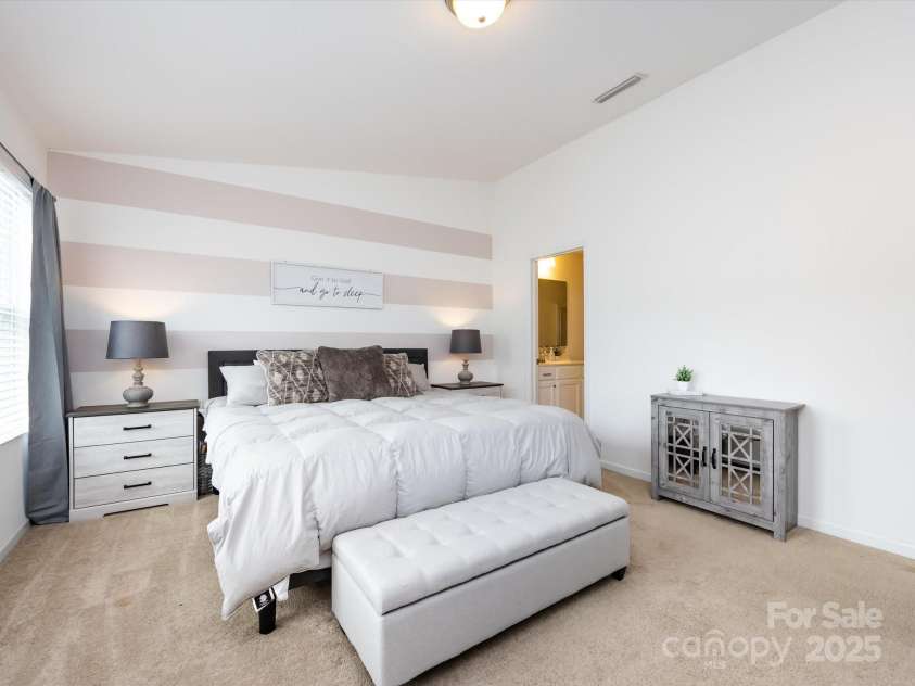 13422 Calloway Glen Drive, Charlotte, NC 28273.  MLS# CAR4264290, YatesRealty ID 21403. 