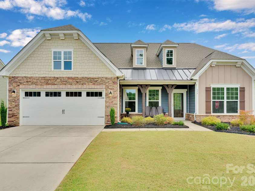 379 Kentmere Lane, Lake Wylie, SC 29710.  MLS# CAR4345888, YatesRealty ID 21403. 
