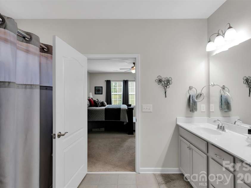 379 Kentmere Lane, Lake Wylie, SC 29710.  MLS# CAR4345888, YatesRealty ID 21403. 