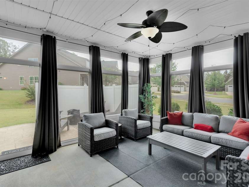 379 Kentmere Lane, Lake Wylie, SC 29710.  MLS# CAR4345888, YatesRealty ID 21403. 
