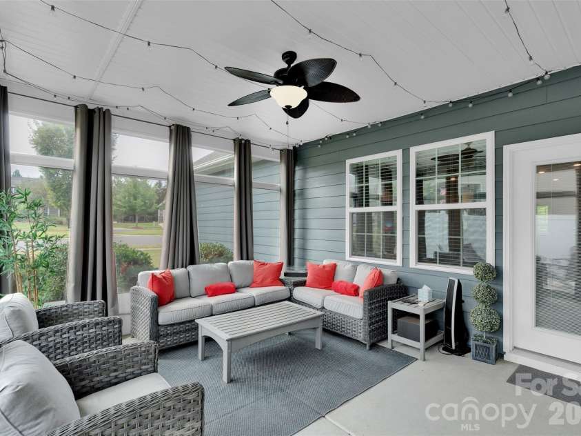 379 Kentmere Lane, Lake Wylie, SC 29710.  MLS# CAR4345888, YatesRealty ID 21403. 